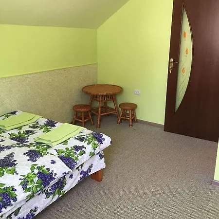 у ондраша Homestay Yasinya